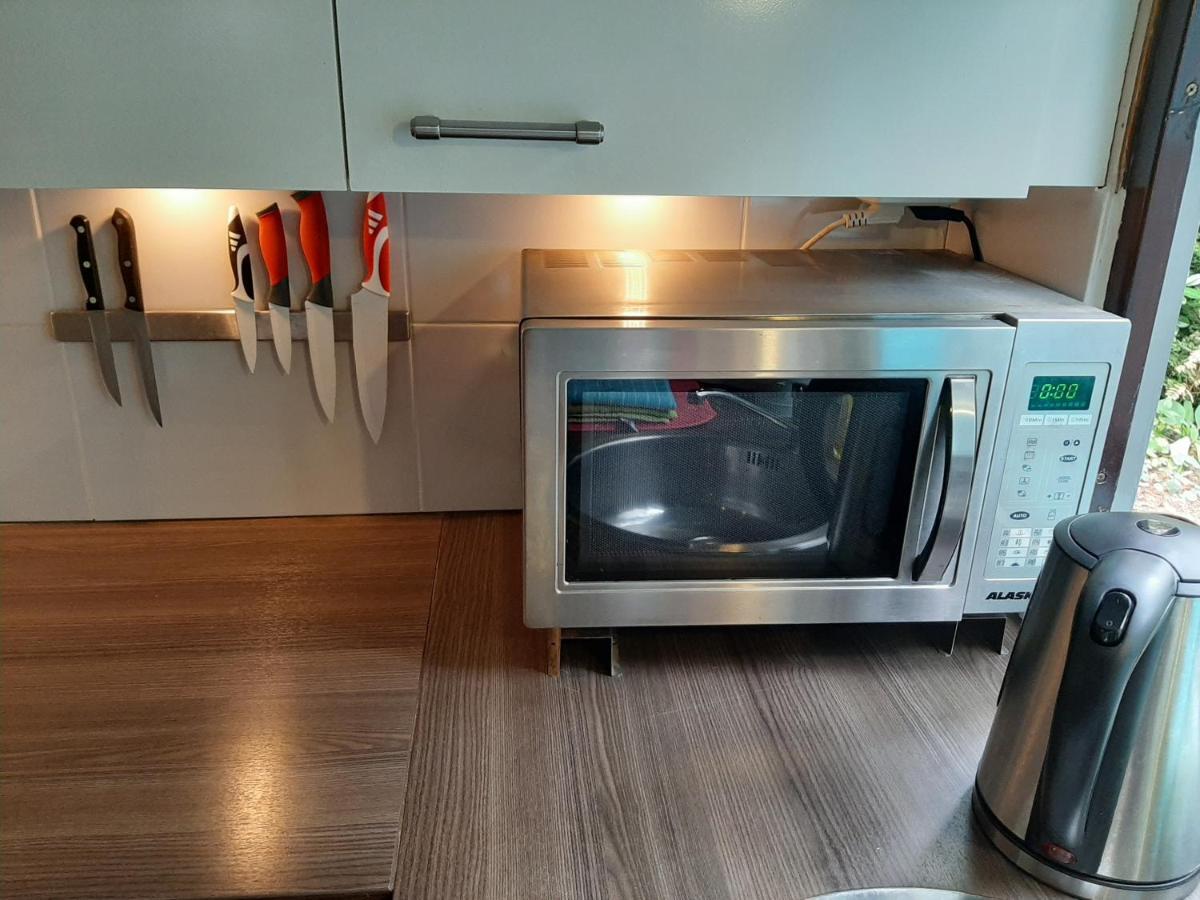 Boshuis Turquoise / Smaakvol Genieten Op De Veluwe Hoenderloo Eksteriør billede